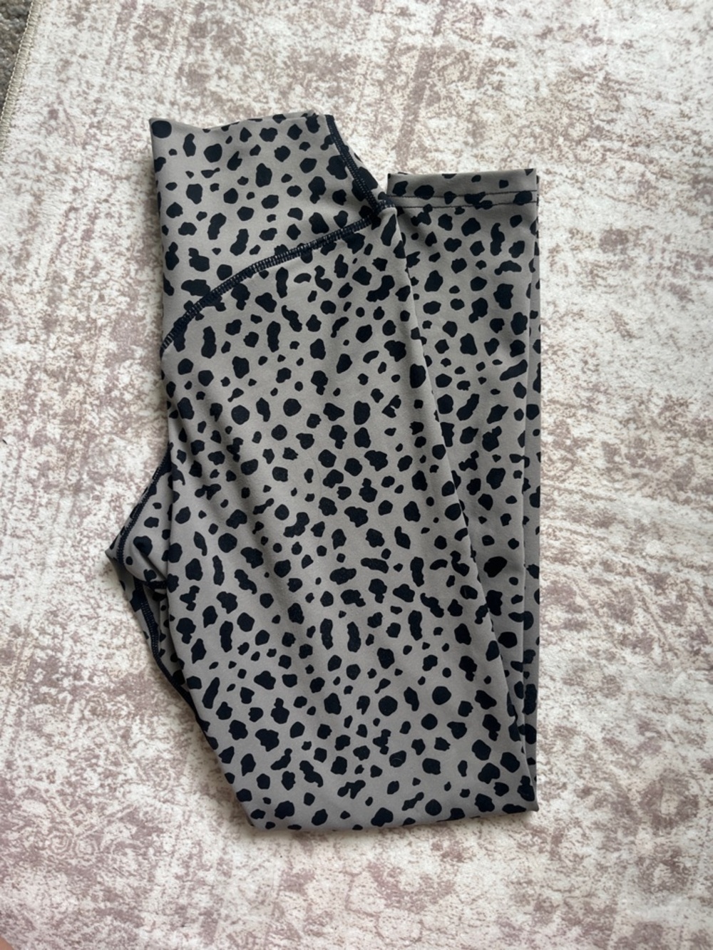 Vitality - Snow Leopard Leggings